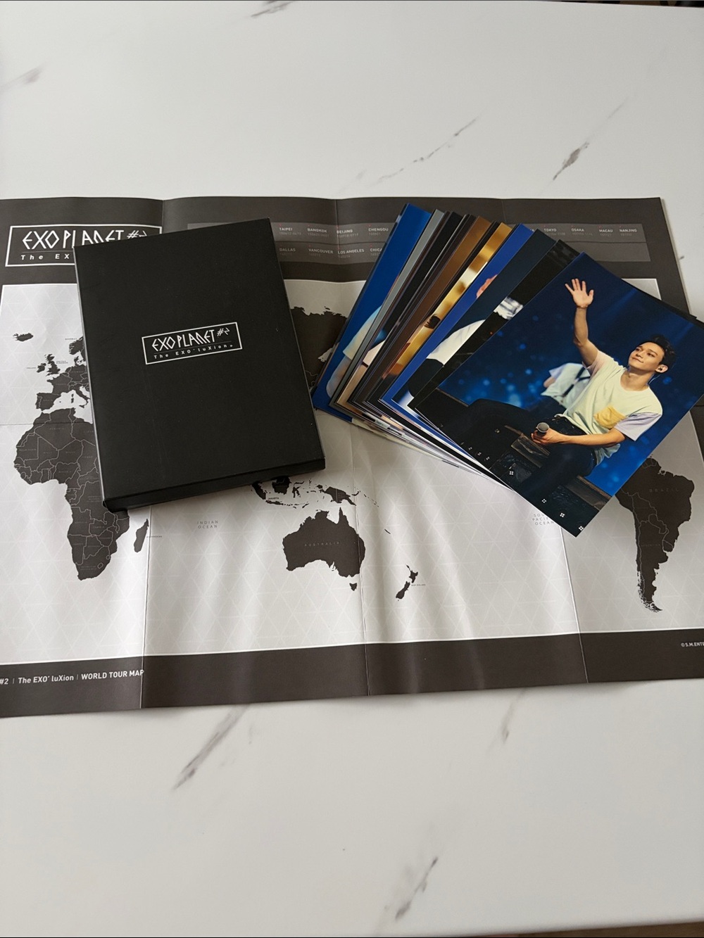 EXO Planet #2 - The EXO'luXion concert photo card set